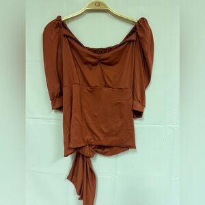 NEW TISSINI MABEL TOP SIZE:M